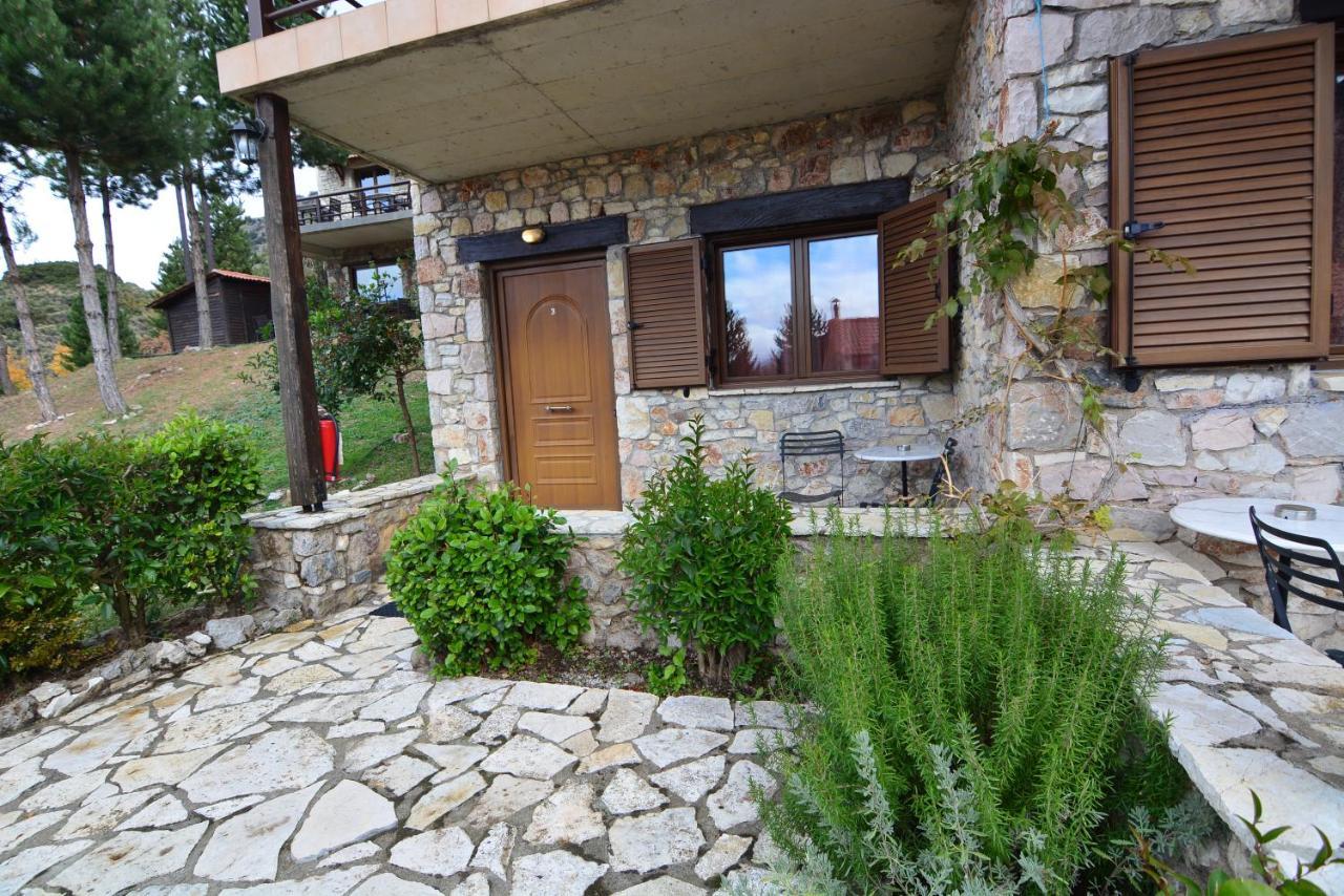Georgio'S V Chalet Kalavrita Exterior photo